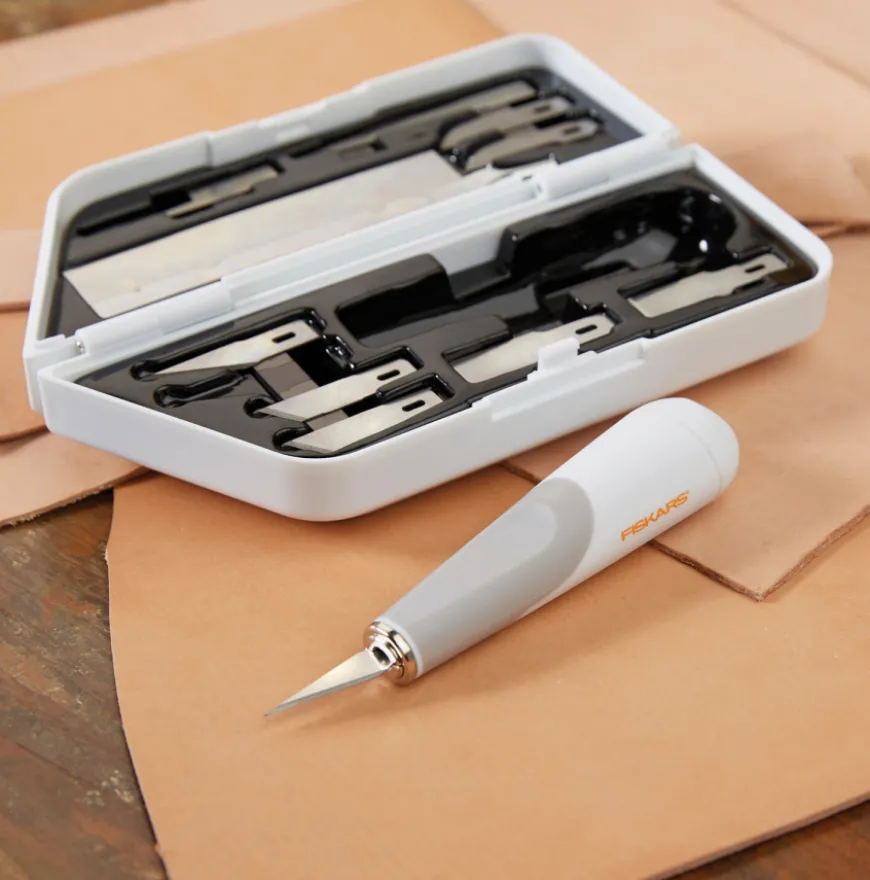 Kit para Esculpir, Cinzelar e Serrar Fiskars