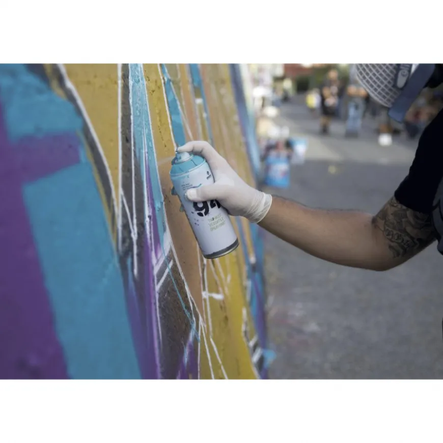 Spray Montana 94
