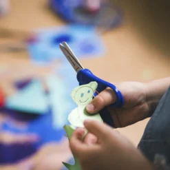 Tesoura Infantil + 6 Fiskars